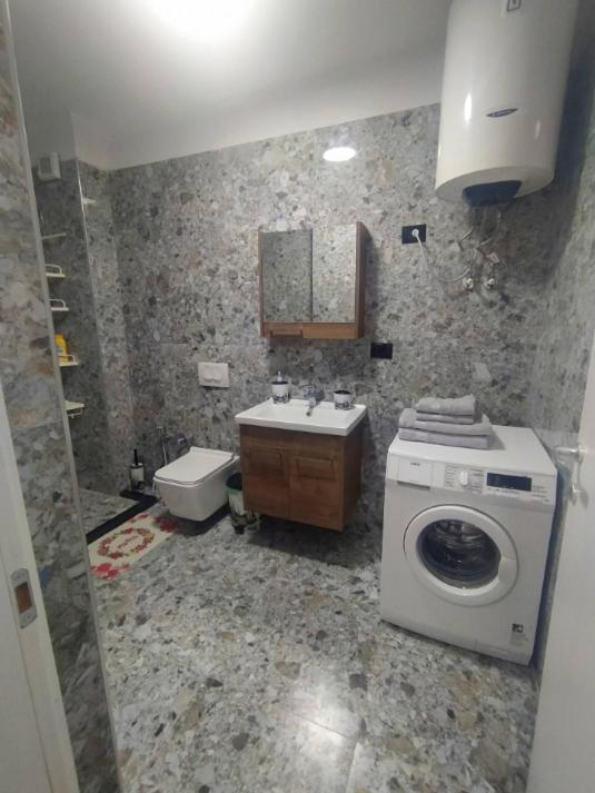 #1 Modern 1br With Balcony In Up-and-coming Hip Area Apartamento